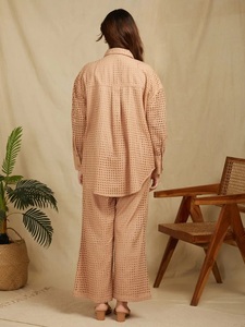 Offre Spéciale femmes à manches longues cordon marron ensemble robe de mode traditionnelle produit en vrac à la main robe personnalisée au meilleur prix - Product Image 3