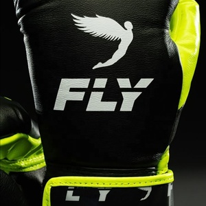 Gants de boxe personnalisés de dernière génération, couleur vert néon et noir, équipement d'entraînement professionnel, cuir véritable, gants de Muay Thai - Product Image 6