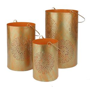 Bougeoir votif de haute qualité avec poignée couleur dorée Ensemble de 2 décorations d'éclairage modernes découpées au laser pour la maison et le bureau - Product Image 6