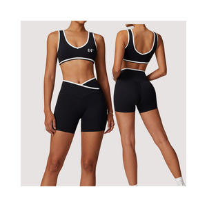 Soutien-gorge et short de sport 2 pièces personnalisés à prix abordable Ensembles yoga grande taille Vêtements de sport pour femmes Ensembles soutien-gorge et short de sport - Product Image 4