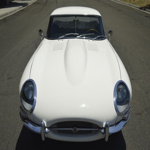 ข้อเสนอสุดคุ้มสำหรับรถ XKE Roadster ปี 1967 - Product Image 1
