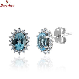 Luxurious Classic 925 Sterling Silver Flower-shaped <b>Stud</b> <b>Earrings</b> <b>Emerald</b> CZ Rhodium Plated Engagement Wedding Party Gift - Product Image 5