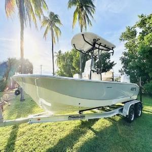 Carolina Skiff 22/24/26 Ultra Elite Compact Luxury Coastal Ready alimenté par 200 HP avec remorque gratuite DEAL exclusif Essai gratuit - Product Image 1