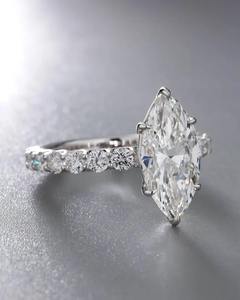 แหวนเพชรโมอิสซาไนต์ทรงมาร์ควิส เงินแท้ 925 ของขวัญสำหรับเธอ - Product Image 2