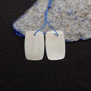 Pendientes de aro con colgante de Madre de concha natural, conjunto de joyería chapada en oro, collar de pendientes de tuerca de F S International - Product Image 1