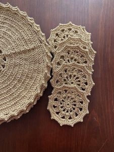 Durable Raffia <b>Coaster</b> With Round Braided Pattern Perfect For Hot And Cold Drinks On Any <b>Table</b> Surface - Product Image 5