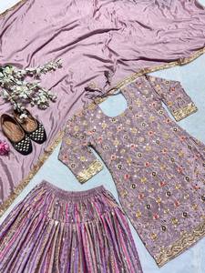 Dernier Designer Lourd Pur Chinon Soie Broderie Séquence Travail Patiala Salwar Costume Par FabZone - Product Image 4