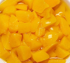 MORCEAUX DE MANGUE JAUNE PUR DANS UN SIROP LÉGER POUR UN STYLE DE VIE ALIMENTAIRE ENTIER - Product Image 4