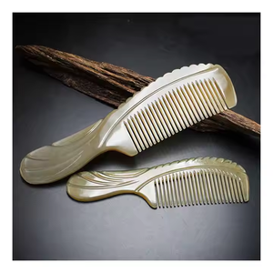 Peignes en corne de buffle de qualité supérieure portable naturel écologique salon de coiffure et maison d'occasion prix de gros par croissant artisanat - Product Image 2