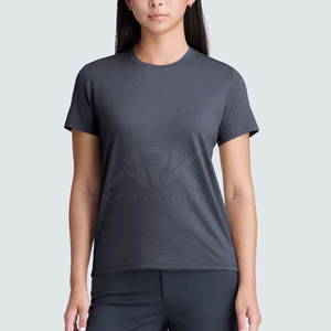 T-shirt pour femme avec logo personnalisé en gros, t-shirt pour femme au meilleur prix, t-shirt pour femme en coton, coupe ajustée, manches courtes - Product Image 5