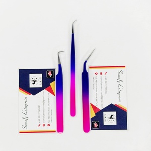 Pinzas para Pestañas con Logotipo Personalizado, Agarre de Diamante Suave, Suministros de Belleza, Marca Privada, Pinzas para Extensión de Pestañas, Cosméticos de Acero Inoxidable - Product Image 1