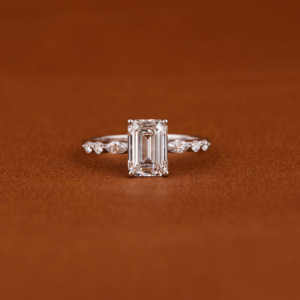 Anillo de compromiso de diamante cultivado en laboratorio de corte Marquesa 14KT chapado en oro sólido IGI certificado Pave ajuste diseño hecho a mano estilo de moda - Product Image 2