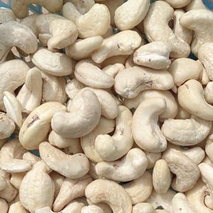 ถั่วเม็ดมะม่วงหิมพานต์คุณภาพสูงในเวียดนามเมล็ดมะม่วงหิมพานต์ Ww320ในเชิงพาณิชย์ Ww240บรรจุภัณฑ์ตามสั่ง - Product Image 1