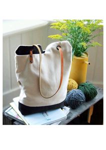 Sac fourre-tout en toile minimaliste en gros avec base noire contrastée et bretelles en cuir, conçu pour un transport quotidien propre - Product Image 2