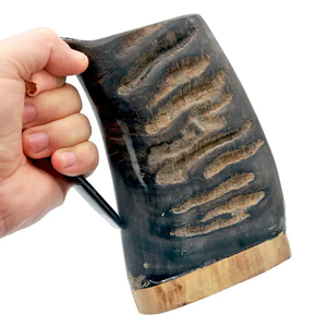Mug en corne de buffle à la mode, gravé sur le tankard, prix incroyable, articles de boisson, artisanat, mug en corne de buffle d'eau - Product Image 6