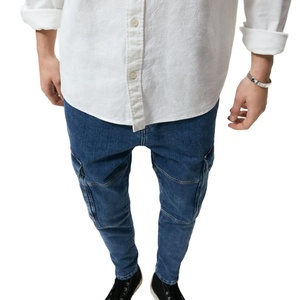 กางเกงยีนส์ผู้ชายทรงสลิมฟิต ขายส่งแฟชั่นคลาสสิก กางเกงยีนส์เดนิมแบบซัก ระบายอากาศได้ดี รับสกรีนโลโก้ กางเกงยีนส์ผู้ชาย 2026 - Product Image 2