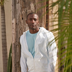 เสื้อแจ็คเก็ต BEAM ODM แบบมีฮู้ด ซิปหน้า ทรงวี คอวี ปักลาย  ผ้าบางเบา ใส่สบาย เหมาะกับฤดูร้อน  แบบลำลองแต่ดูดี  รักษ์โลก - Product Image 4