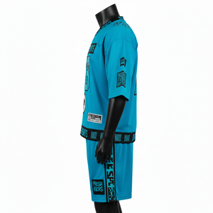 Ensemble short et maillot de football pour homme, respirant, en polyester mesh, bleu turquoise et noir, avec panneau graphique, logo personnalisé par sublimation. - Product Image 5