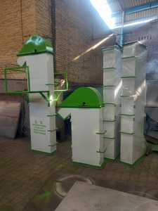 Nueva máquina de pellets de alimentación de alta productividad con elevador de alimentación de ganado con capacidad de 1 tonelada/h para una alimentación eficiente del ganado - Product Image 2