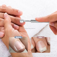Repousse-cuticules double tête en acier inoxydable style russe, réutilisable, avec biseau en fer à cheval pour éliminer les peaux mortes, soin des ongles et manucure
