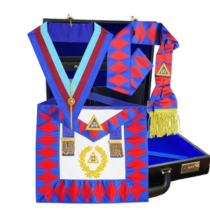 Encuentra un icono similar de alta calidad OEM personalizable cuero masónico delantal Regalia caso hecho a mano costura con tela Ronpex - Product Image 2