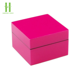 Caja de laca Joyería personalizada Laca de alto brillo Regalo de lujo Caja de embalaje de joyería de madera Hecho en Vietnam Producto - Product Image 4