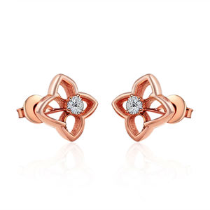 Elegantes pendientes de Flor de Oro rosa de 14K con fabricación de joyas de diamantes naturales - Product Image 1