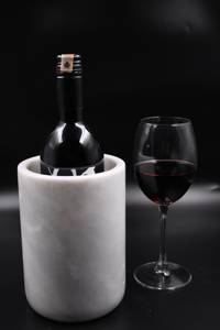 Soporte Portátil para Botellas de Vino de Mármol, Accesorios de Decoración de Lujo Soplados a Mano, Aptos para Lavavajillas, The Craft Exim - Product Image 5