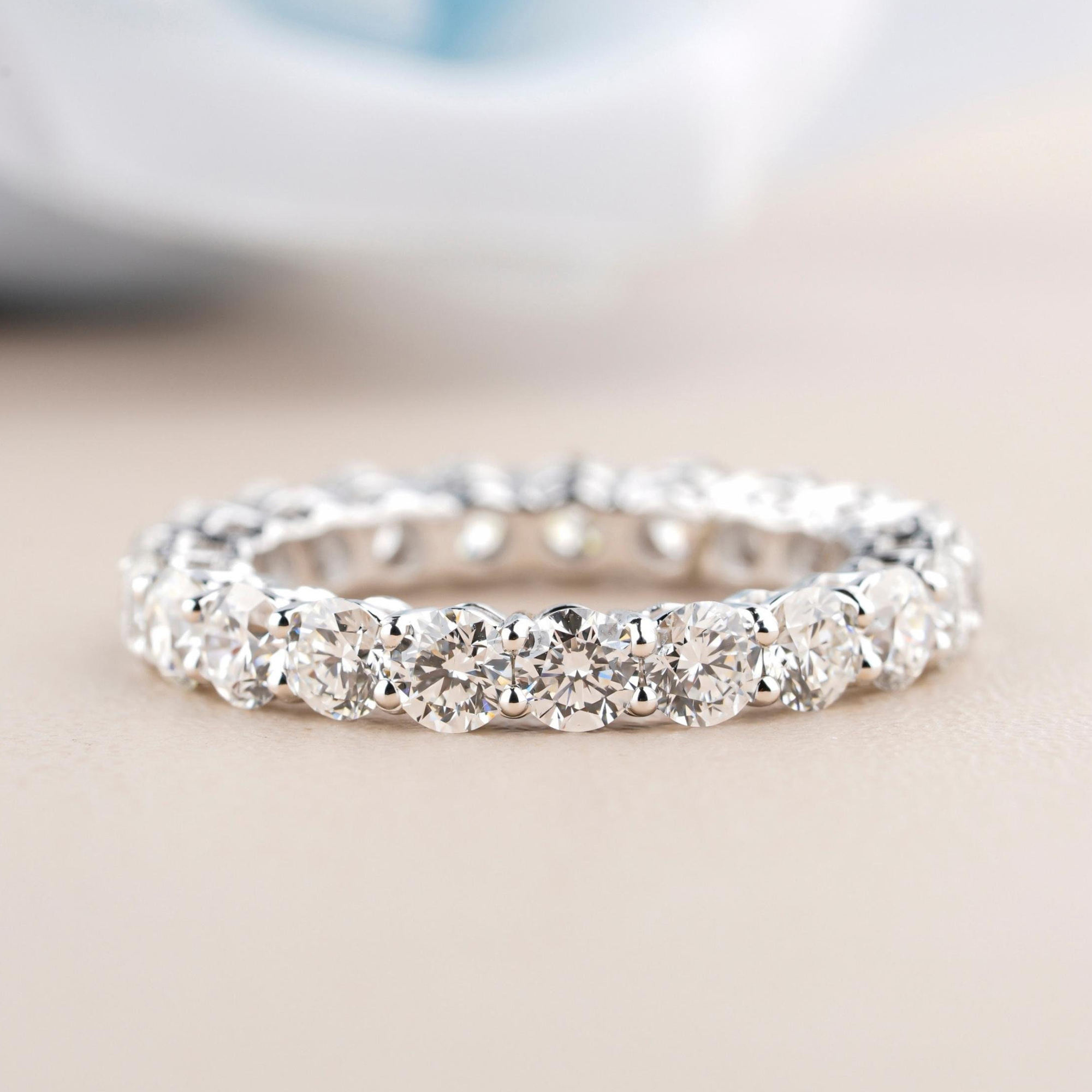 สีเหลืองทอง