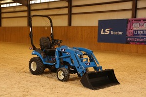 Chargeur frontal et pelle arrière pour tracteur-tondeuse LS-MT1.25, neuf, fabriqué en usine, OEM, pour usage industriel, garantie 5 ans, service après-vente - Product Image 2