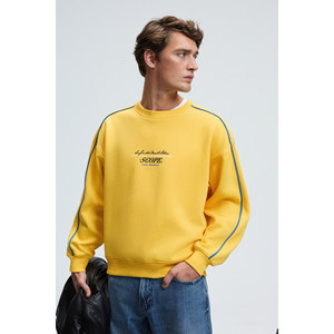 GRIMELANGE LEIF เสื้อสเวตเชิ้ตโอเวอร์ไซส์คอกลมพิมพ์ลายด้านหน้าสำหรับผู้ชาย - Product Image 2
