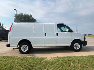 Fourgon utilitaire pleine grandeur d'occasion 2022 – Véhicule de transport commercial haute capacité - Product Image 6