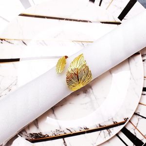 Servilletero de aleación Mertal en forma de hoja dorada para decoración de fiestas, añade un toque elegante a tu mesa de comedor - Product Image 3
