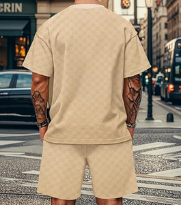Ensemble de t-shirts et shorts en coton respirant pour hommes, chemises et shorts assortis pour un port confortable - Product Image 2