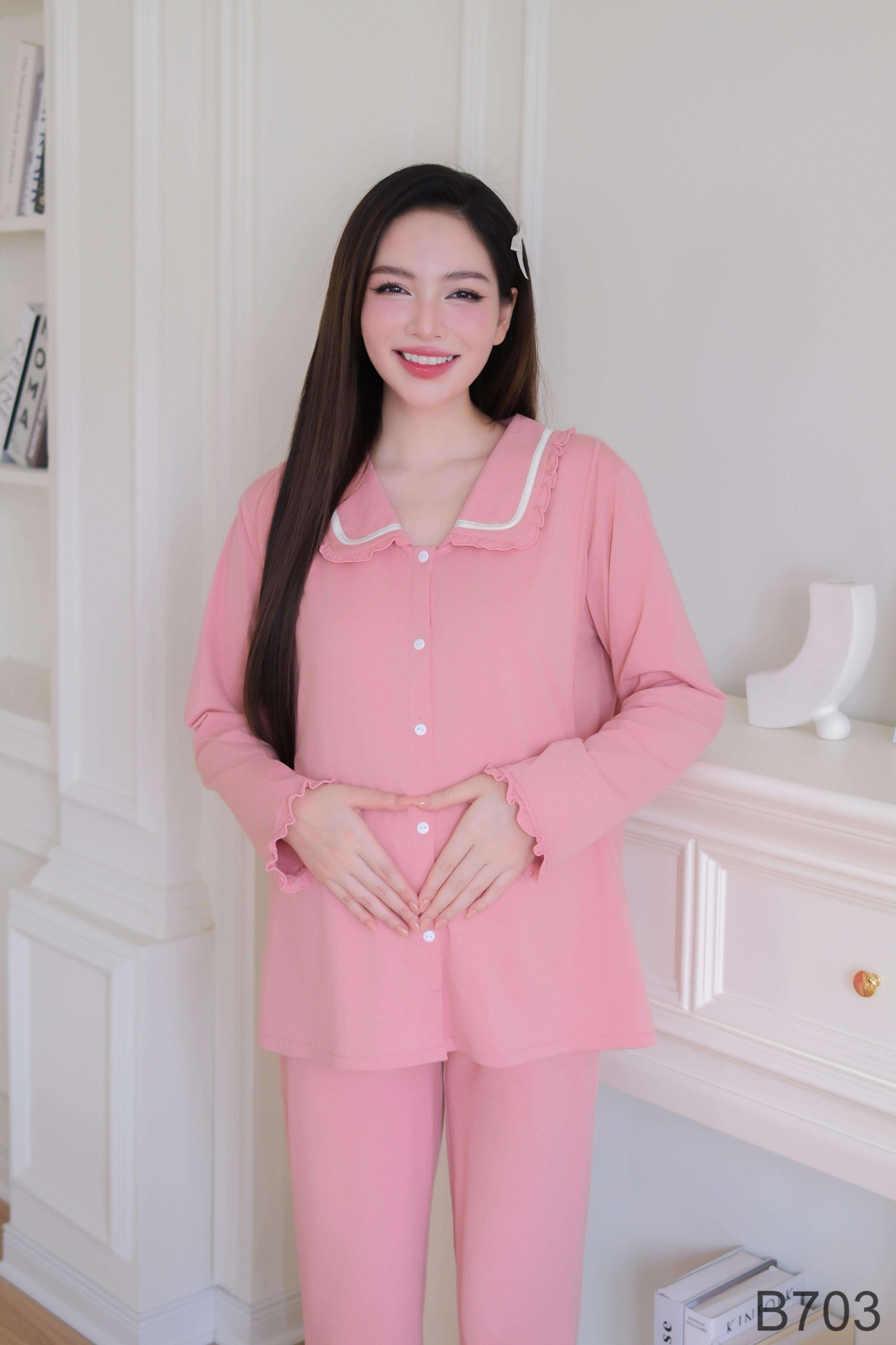 สีชมพูอ่อน