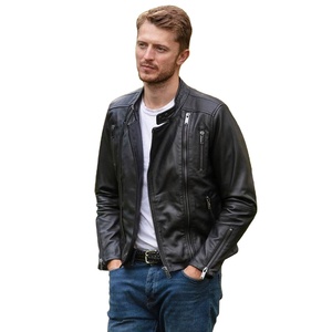 Veste en cuir de motard classique au design élégant et tendance pour hommes, coupe ajustée, écologique, respirante, hiver - Product Image 1
