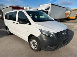 2018 Mercedes-Benz Vito usado con asientos de cuero y control de crucero ACC - Product Image 2