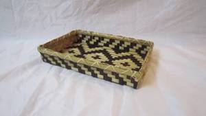 Plateau de paniers tissés à la main en jacinthe d'eau à prix économique poignée confortable pour l'organisation de la chambre à coucher salon salle de bain - Product Image 1