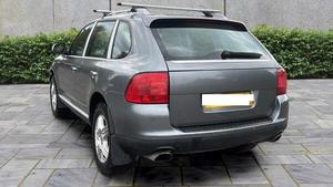 PORSCHE CAYENNE 3.2 V6 TIPTRONIC S AWD 5DR d'occasion, conduite à gauche/droite - Product Image 3