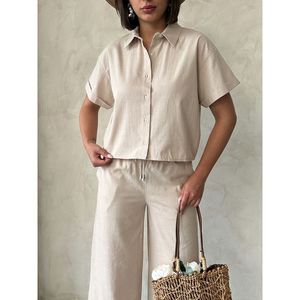 Blusa con Estampado de Lazo para Mujer, Diseño Elegante y Moderno - Product Image 4