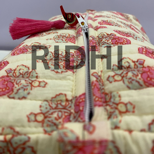 Wholesale <b>Blush</b> Bloom Cream Cotton Quilted Zipper Vintage Lightweight Durable Portable Tote <b>Bag</b> Eco-Friendly Travel Reusable - Product Image 3