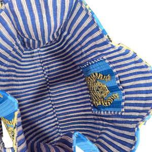 Sac fourre-tout à bandoulière en coton 100% fait main en Inde pour femmes, imprimé tigre rayé bleu, accessoire tendance - Product Image 3