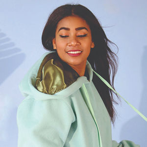 Sweat à capuche doublé en satin personnalisé de luxe pull-over en coton de haute qualité chapeau en soie rose à manches longues sweat à capuche pour hommes - Product Image 4