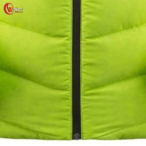 Chaquetas Acolchadas de Invierno para Hombre, con Logotipo Frontal, Capucha, Nailon/Poliéster, Ecológicas y Transpirables, Estilo Casual - Product Image 5