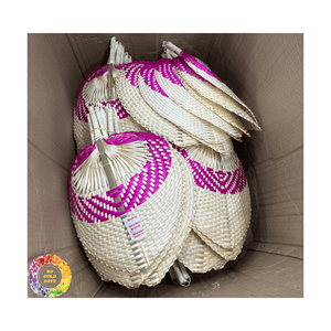 Ventilateur de feuille de palmier de qualité supérieure, origine Vietnam, prix compétitif pour les faveurs de mariage, refroidissement d'été, couleur personnalisée. - Product Image 6