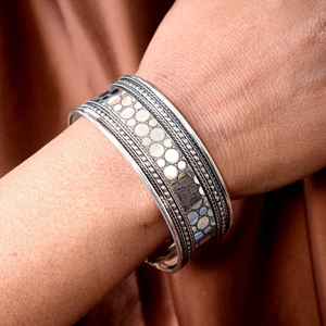 Beaux bracelets en laiton unisexe bijoux faits à la main avec chaînes incluses cadeau chrétien taille réglable en vrac en gros - Product Image 4