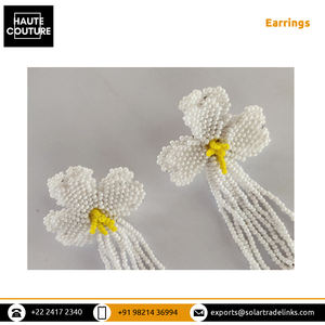 Ampliamente vendido al precio más bajo, ropa de fiesta de moda, ropa de noche, grandes pendientes de borla de flores con cuentas disponibles, 100 pares en stock - Product Image 6