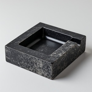 Cendrier à cigares en métal de qualité supérieure, fabriqué à la main, avec un design pliable écologique, finition durable pour la maison, le bureau et l'hôtellerie - Product Image 4