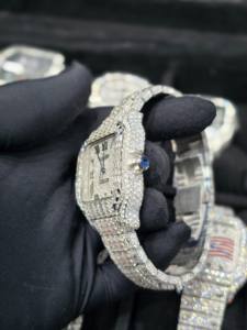 นาฬิกาข้อมือสแตนเลสสตีลแบบกลไก ประดับเพชรโมอิสซาไนต์ทรงบาแก็ตต์ ระดับ VVS หรูหรา สไตล์ฮิปฮอป ผ่านการทดสอบเพชร รับประกัน 100% - Product Image 4