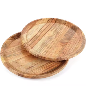 Platos de madera minimalistas para servir, vajilla de madera ligera, platos de madera torneados a mano por Crescent Crafts - Product Image 5